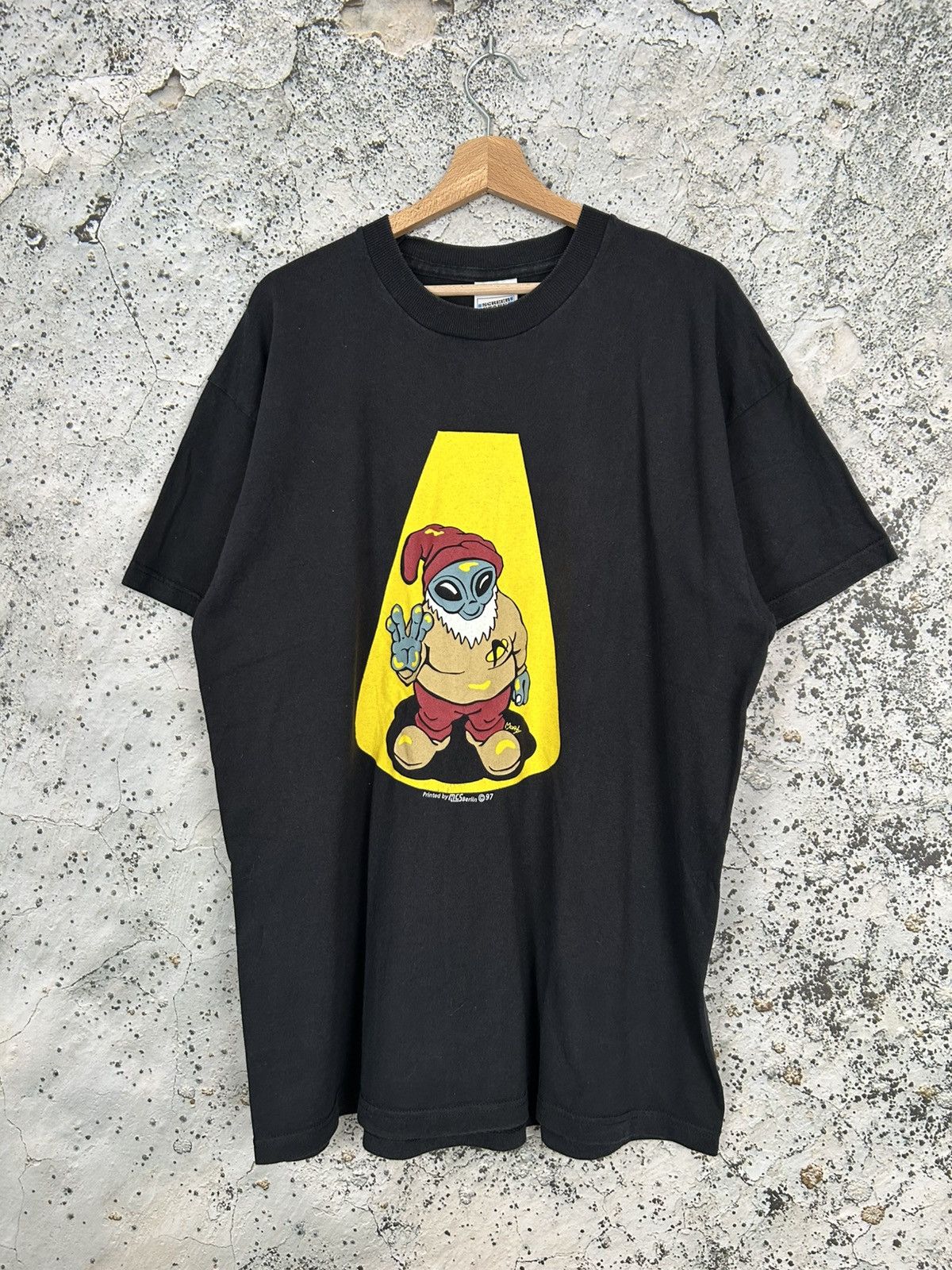 Vintage Vintage Alien UFO Graphic Tee Skate Baggy Rap Retro 90s Size US XL / EU 56 / 4 - 1 Thumbnail