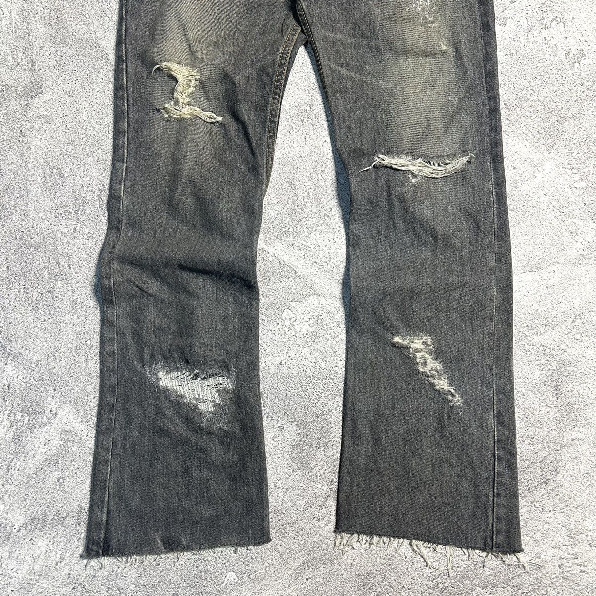 RIPVANWINKLE RIPVANWINKLE Crazy Disstressed Flared Denim Size US 31 - 19 Thumbnail