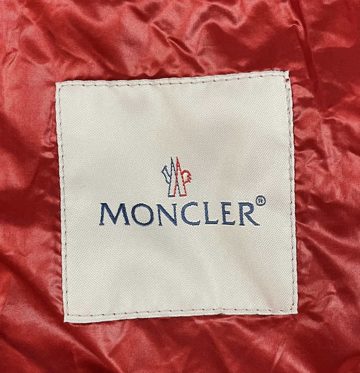 Moncler Moncler jacket Gauguin size 3 red Size US M / EU 48-50 / 2 - 7 Thumbnail