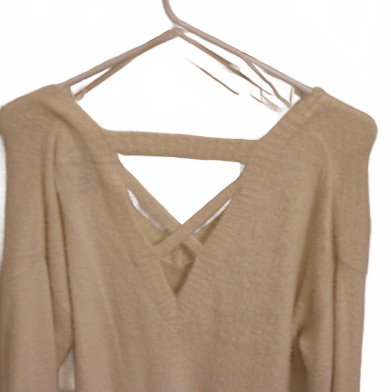 Other NWOT Pink Rose Beige V-Neck Sweater w Crisscross Back Small Size S / US 4 / IT 40 - 5 Thumbnail