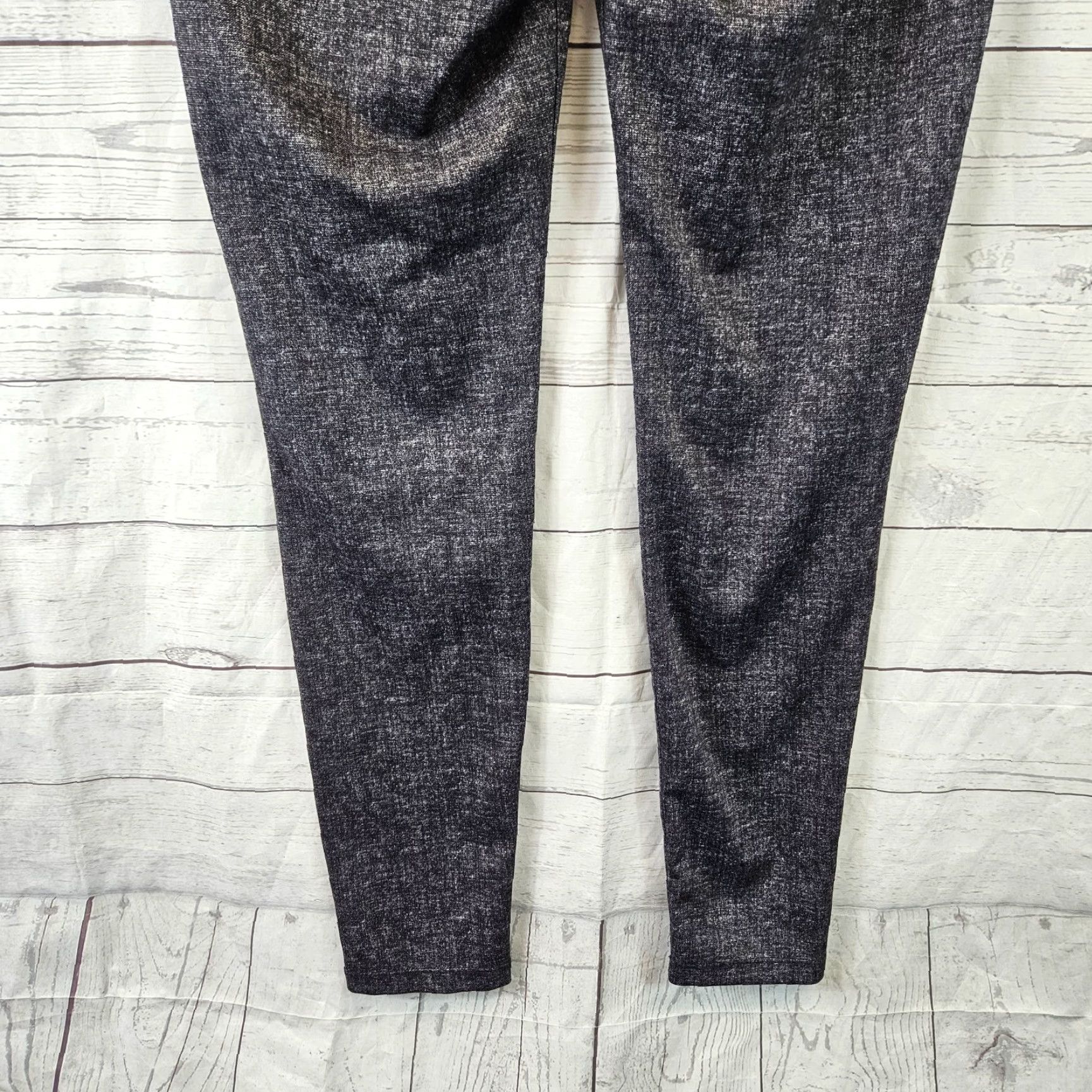 Vintage Liverpool Womens Ponte Knit Skinny Pants Sz 6 Black Gray Mid Rise Trousers Pants Women Inseam 28.5in Ankle Skinny 15" Waist Liverpool Jeans Size 28" / US 6 / IT 42 - 5 Thumbnail