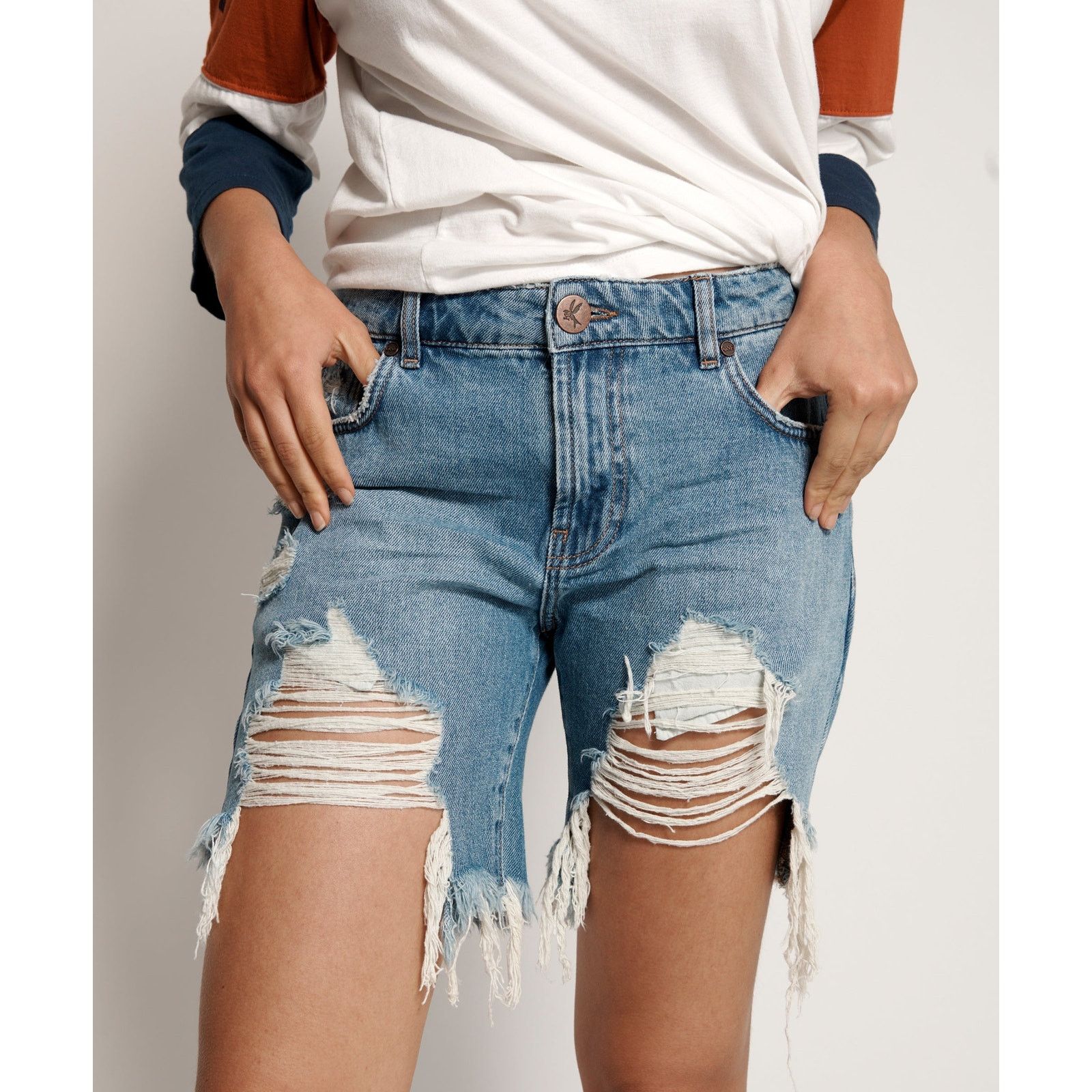 Free People New Free People x OneTeaspoon Stevie’s Boyfriend Shorts Size 25" / US 0 / IT 36 - 3 Thumbnail