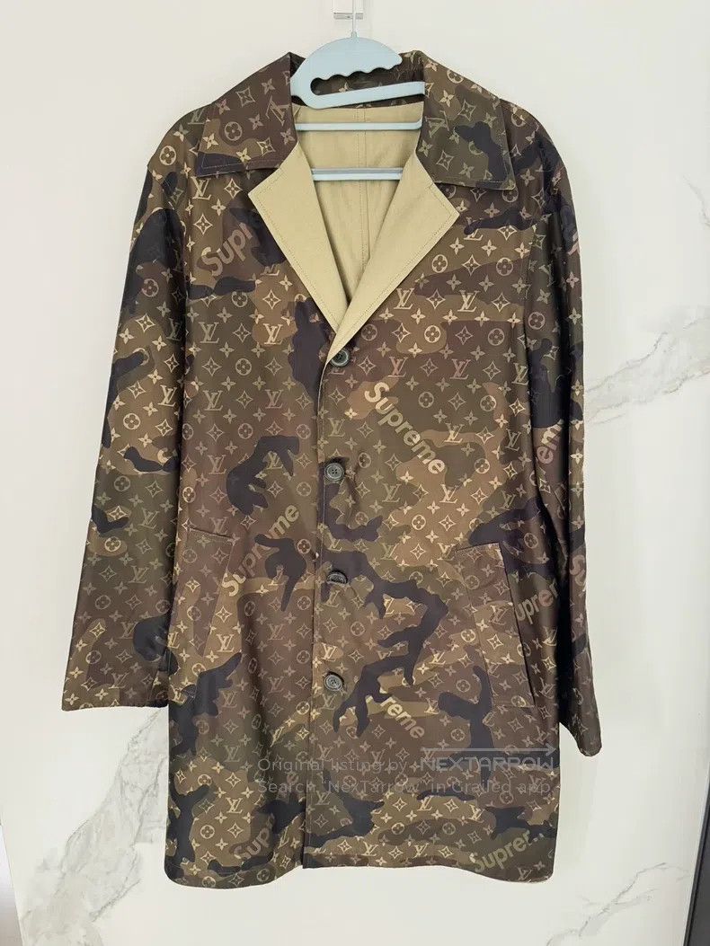Louis Vuitton Louis Vuitton Supreme limited edition red flocked embroide Size US XS / EU 42 / 0 - 8 Thumbnail