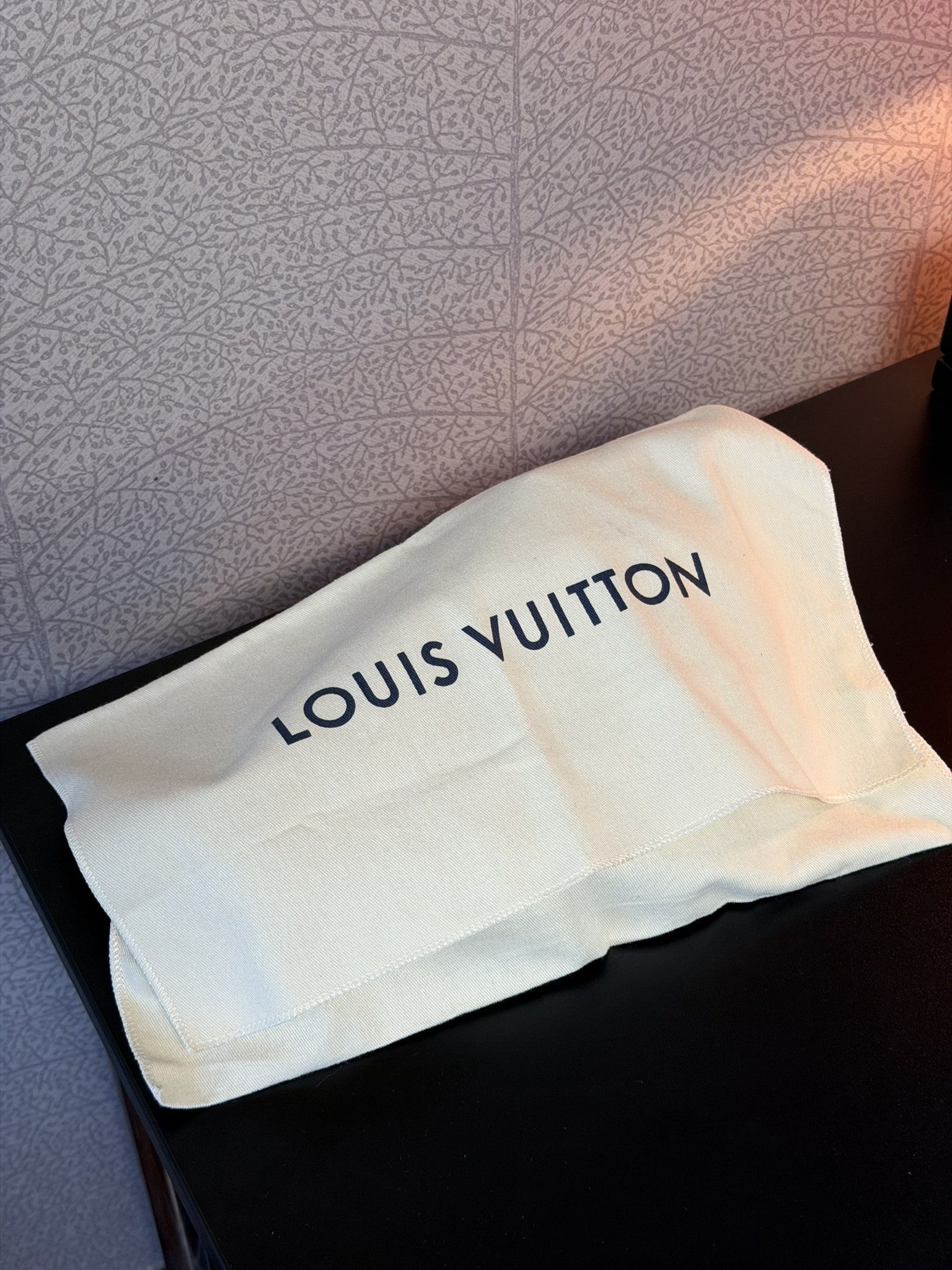 Louis Vuitton LOUIS VUITTON Phone Pouch NM – Monogram Eclipse M81321 Size ONE SIZE - 13 Thumbnail
