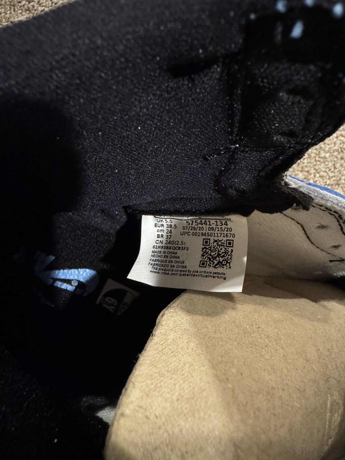 Jordan Brand × Nike Jordan 1 High GS Size 6Y Deadstock/never worn Size US 6 / EU 39 - 6 Thumbnail
