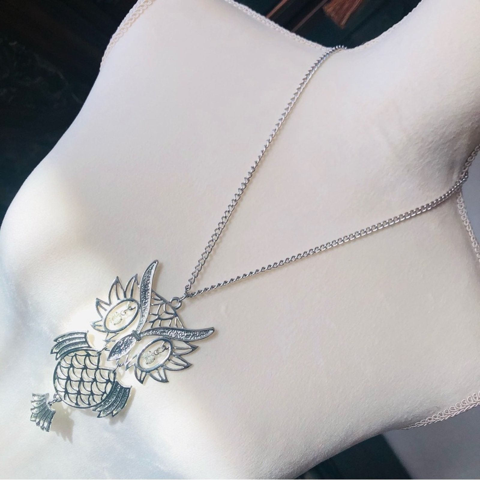 Vintage Vintage 70s Sarah Coventry large silver owl necklace Size ONE SIZE - 1 Thumbnail