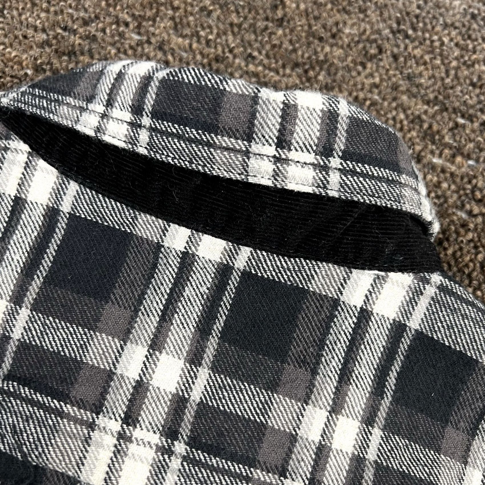 Vintage VINTAGE Rainforest Flannel Shirt Mens M Black Buffalo Hiking Skater Camping Shirt Button-Up Long Sleeve Collared Plaid Size US M / EU 48-50 / 2 - 7 Thumbnail