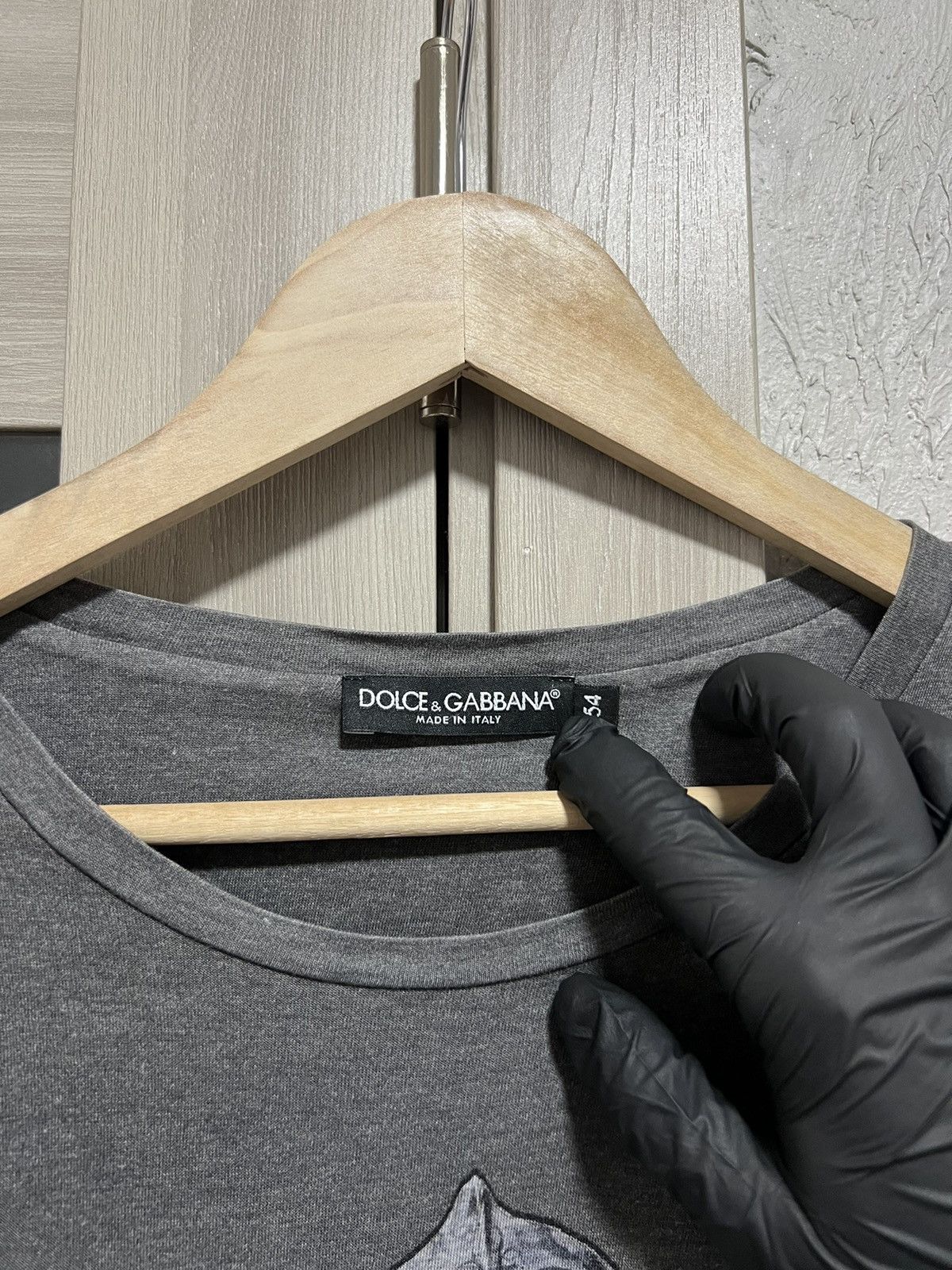 Dolce & Gabbana Dolce & Gabbana Grey Knight Print Logo Tee Size L Luxury Size US L / EU 52-54 / 3 - 11 Thumbnail
