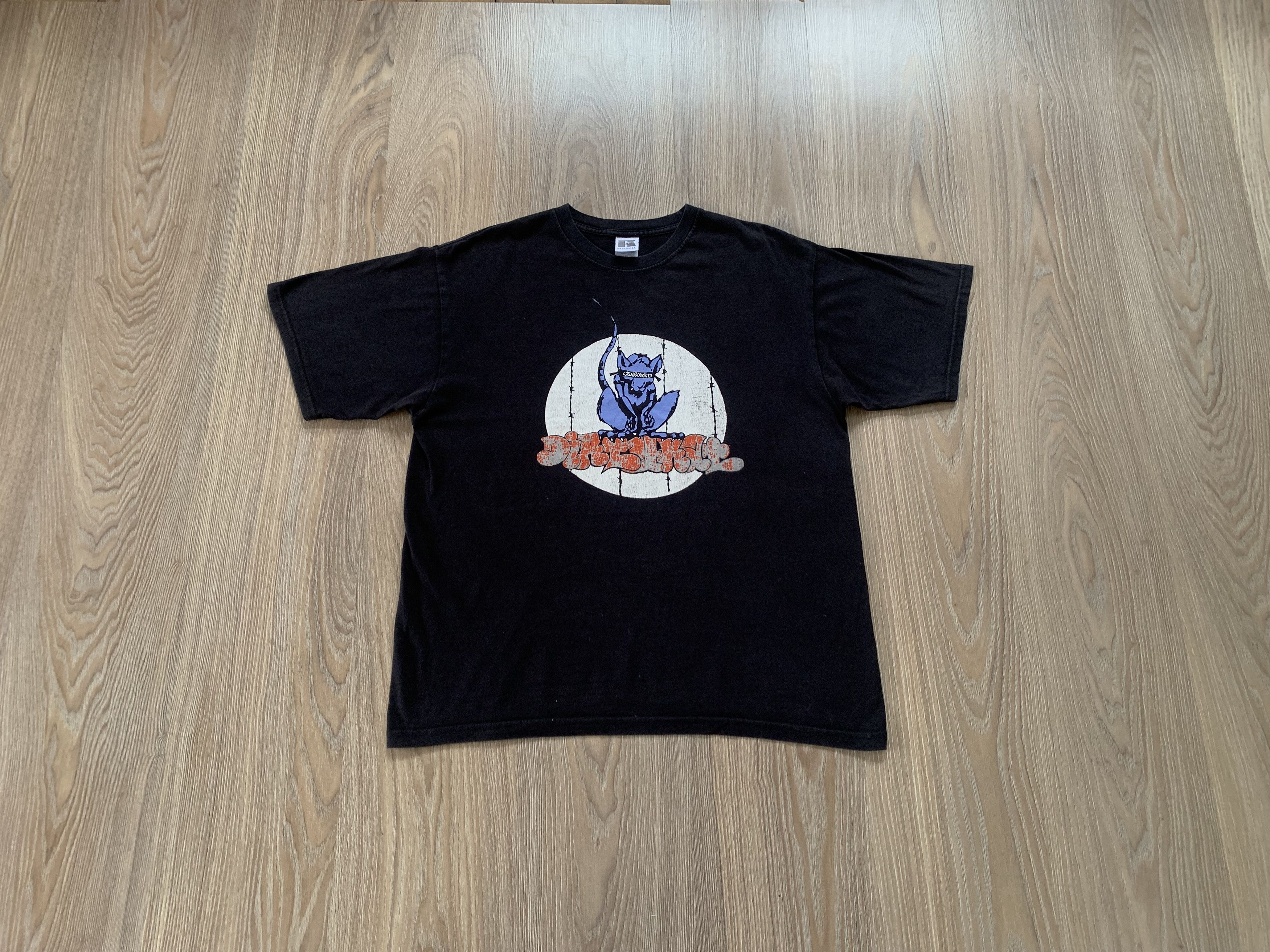 Russell Athletic Vintage Russell Y2K Gargoyle Graphic Black T-Shirt Size US M / EU 48-50 / 2 - 1 Thumbnail