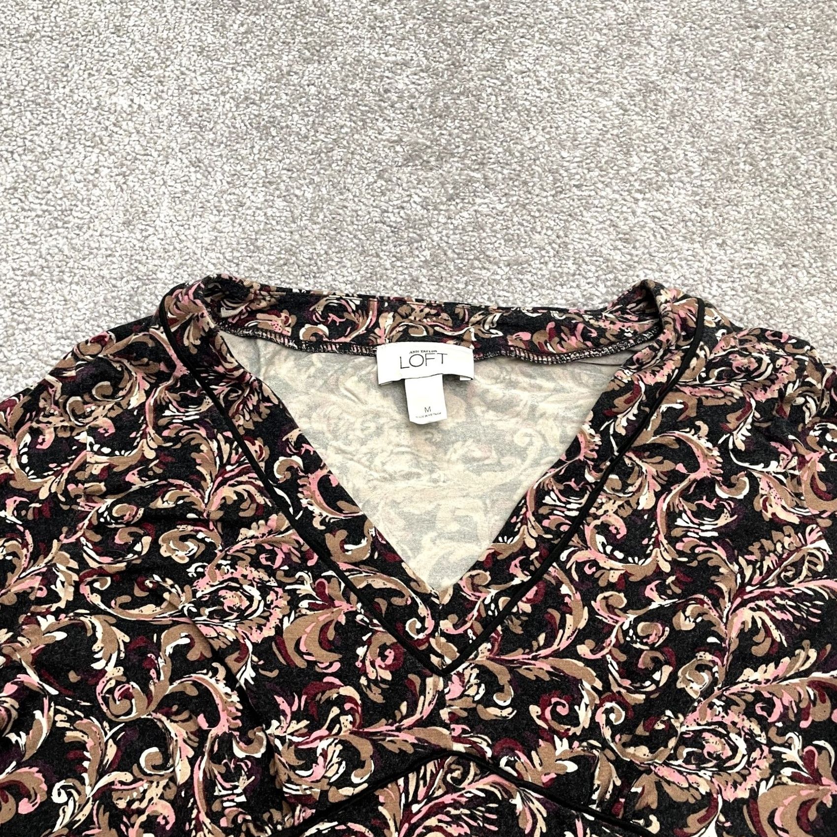 Ann Taylor Ann Taylor Blouse Womens Medium Multicolor Paisley V-Neck Long Sleeve Top Casual Shirt Size M / US 6-8 / IT 42-44 - 5 Thumbnail