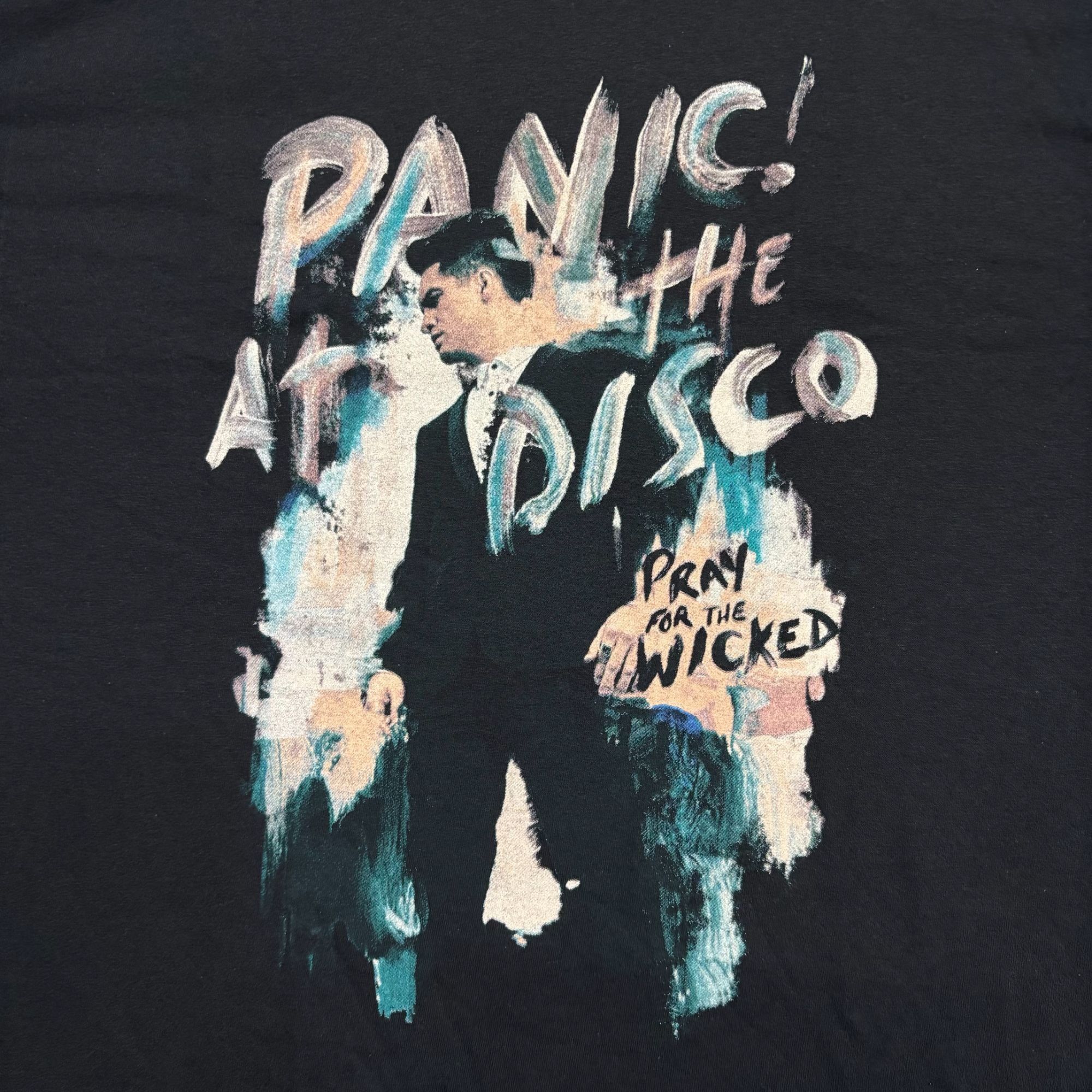 Band Tees Panic at the Disco Pray for the Wicked Album Cover Art Tee M Size US M / EU 48-50 / 2 - 2 Thumbnail