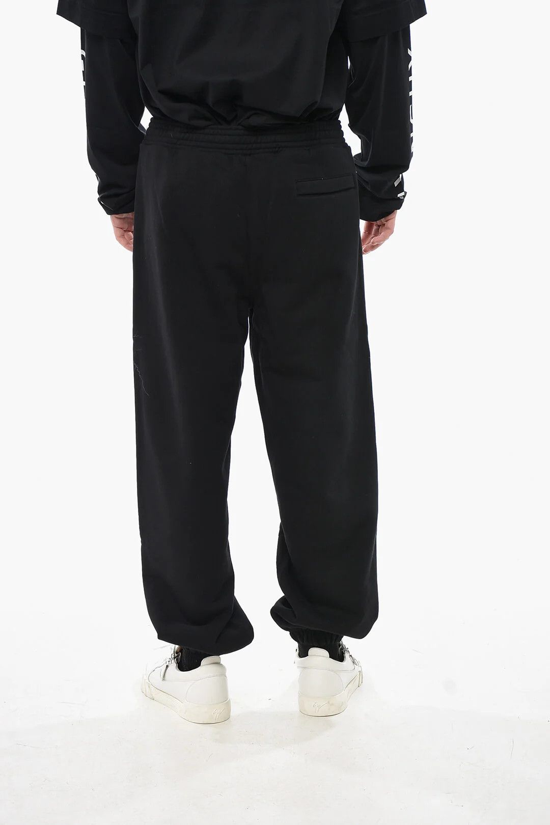 Givenchy og1mm0326 Sweatpants & Joggers in Black Size US 28 / EU 44 - 2 Thumbnail