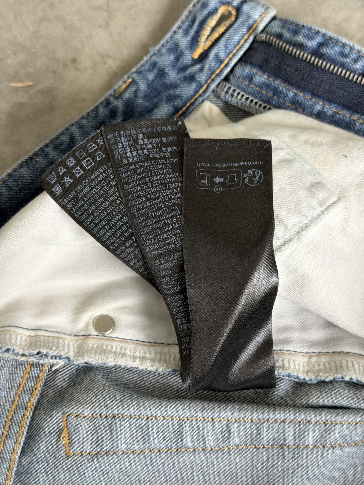 Balenciaga SOLD**Balenciaga SS23 destroyed mudwash jeans Size US 34 / EU 50 - 15 Thumbnail