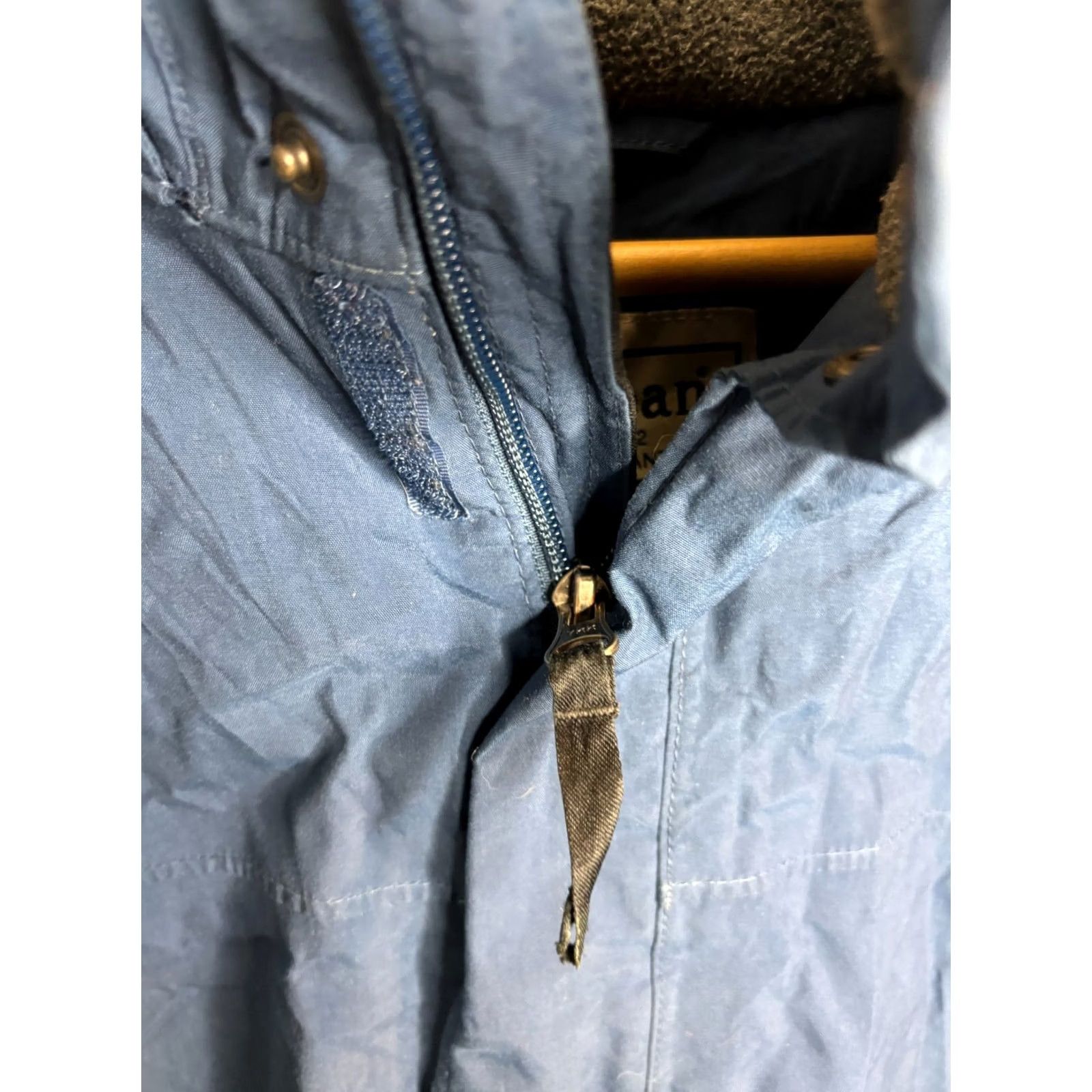 Vintage VINTAGE L.L. Bean Jacket M Blue Nylon Shell Fleece Lined Zip Pockets 3051 Mens Regular Distinctive Embroidered Logo 8/10 Shell Theme Walking Size US M / EU 48-50 / 2 - 3 Thumbnail
