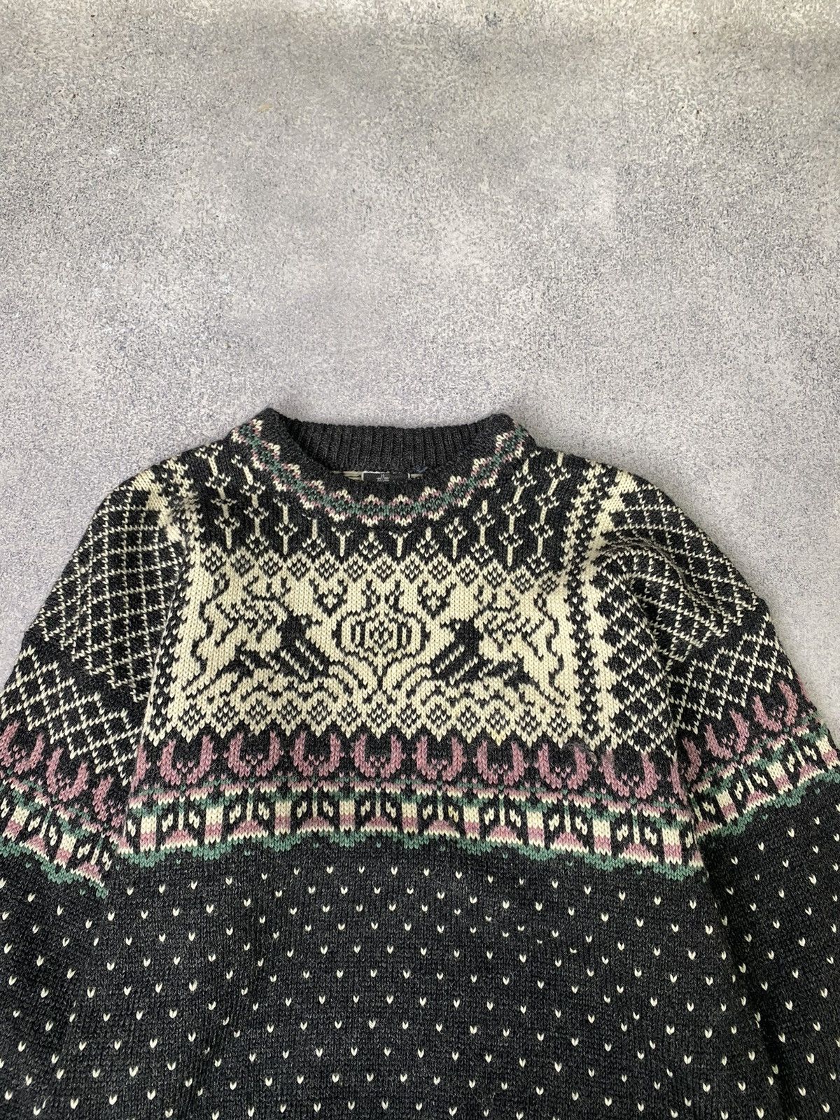 Dale Of Norway × Vintage Vintage DALE OF NORWAY Deer Fair Isle Wool Knit Ski Sweater Size US L / EU 52-54 / 3 - 7 Thumbnail