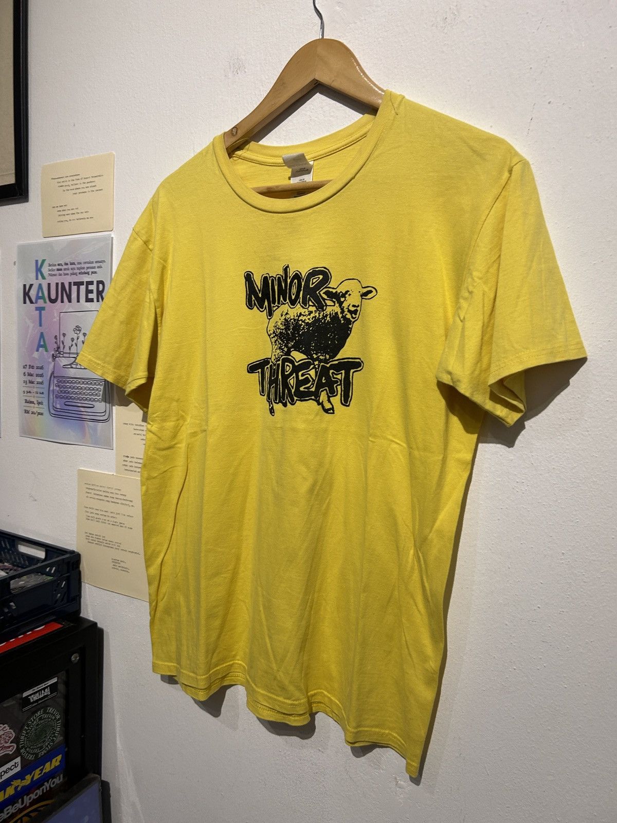 Band Tees MINOR THREAT BAND MERCH HARDCORE PUNK Size US M / EU 48-50 / 2 - 2 Thumbnail