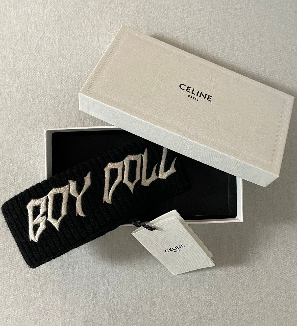 Celine × Hedi Slimane FW22 - BOY DOLL - Headband Hat Celine Logo Pop Up Only Size ONE SIZE - 2 Thumbnail