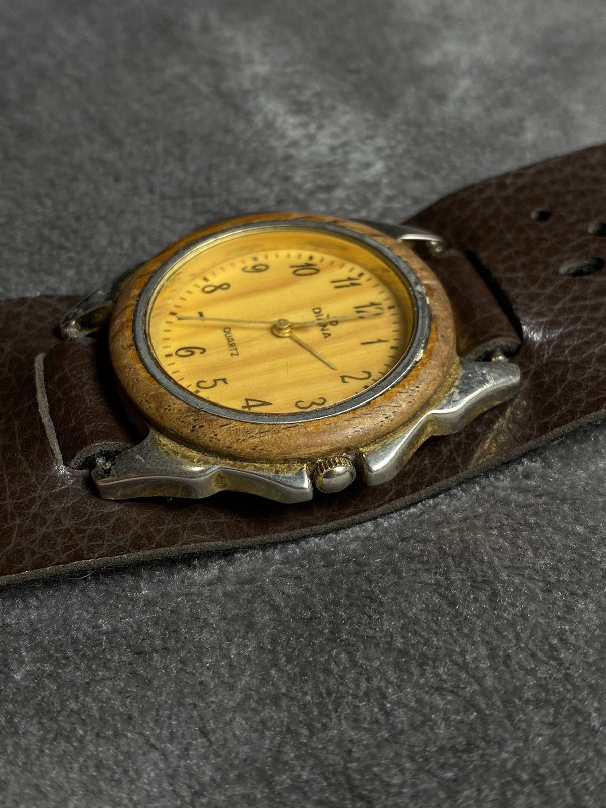 Jewelry Futuristic Vintage Japan Diana Leather Watch - Work 100% Size ONE SIZE - 8 Thumbnail