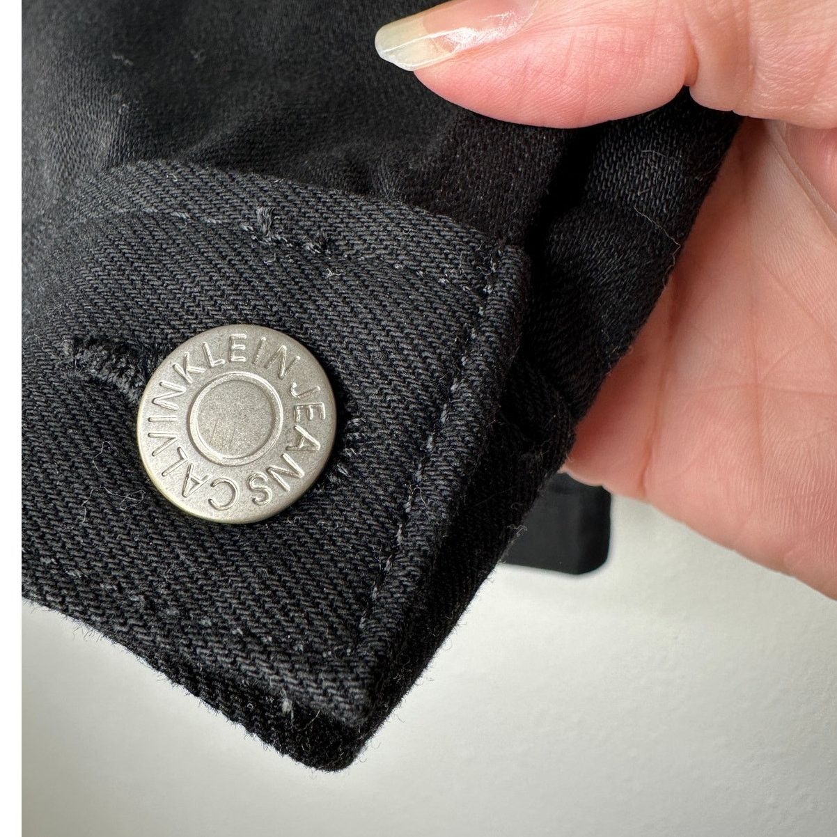 Calvin Klein Calvin Klein Black Denim Silver Button Collared Jean Jacket Size M / US 6-8 / IT 42-44 - 4 Thumbnail