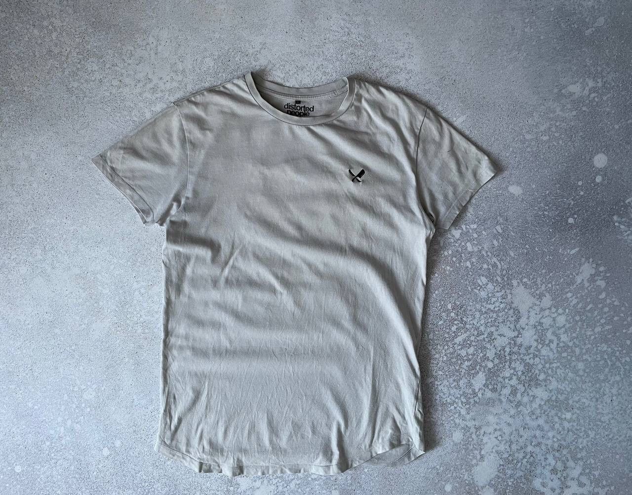 Vintage Vintage Distorted People T-shirt Big Graphic Logo Y2K Rare Size US M / EU 48-50 / 2 - 4 Thumbnail