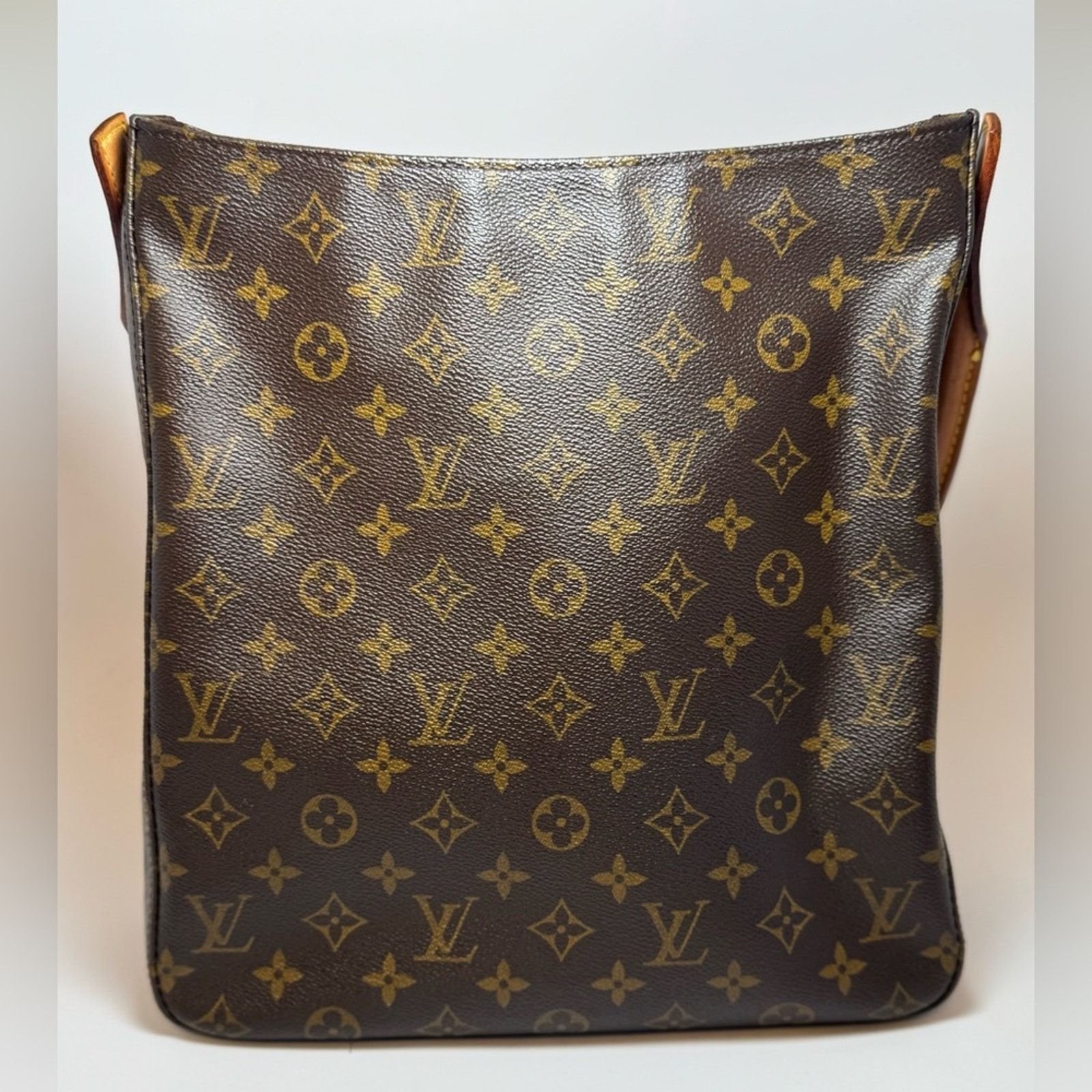 Louis Vuitton Louis Vuitton Looping GM Monogram Shoulder Bag Vintage Size ONE SIZE - 4 Thumbnail