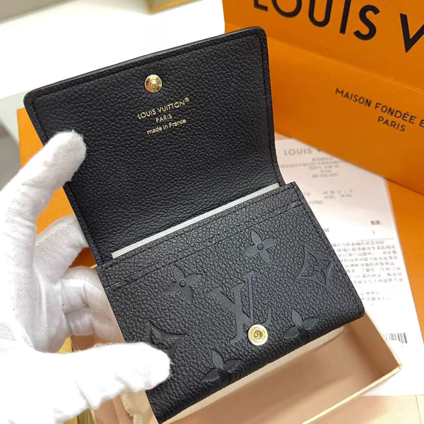 Louis Vuitton LV Cowhide Embossed Women's Card Holder New Unused Size ONE SIZE - 5 Thumbnail