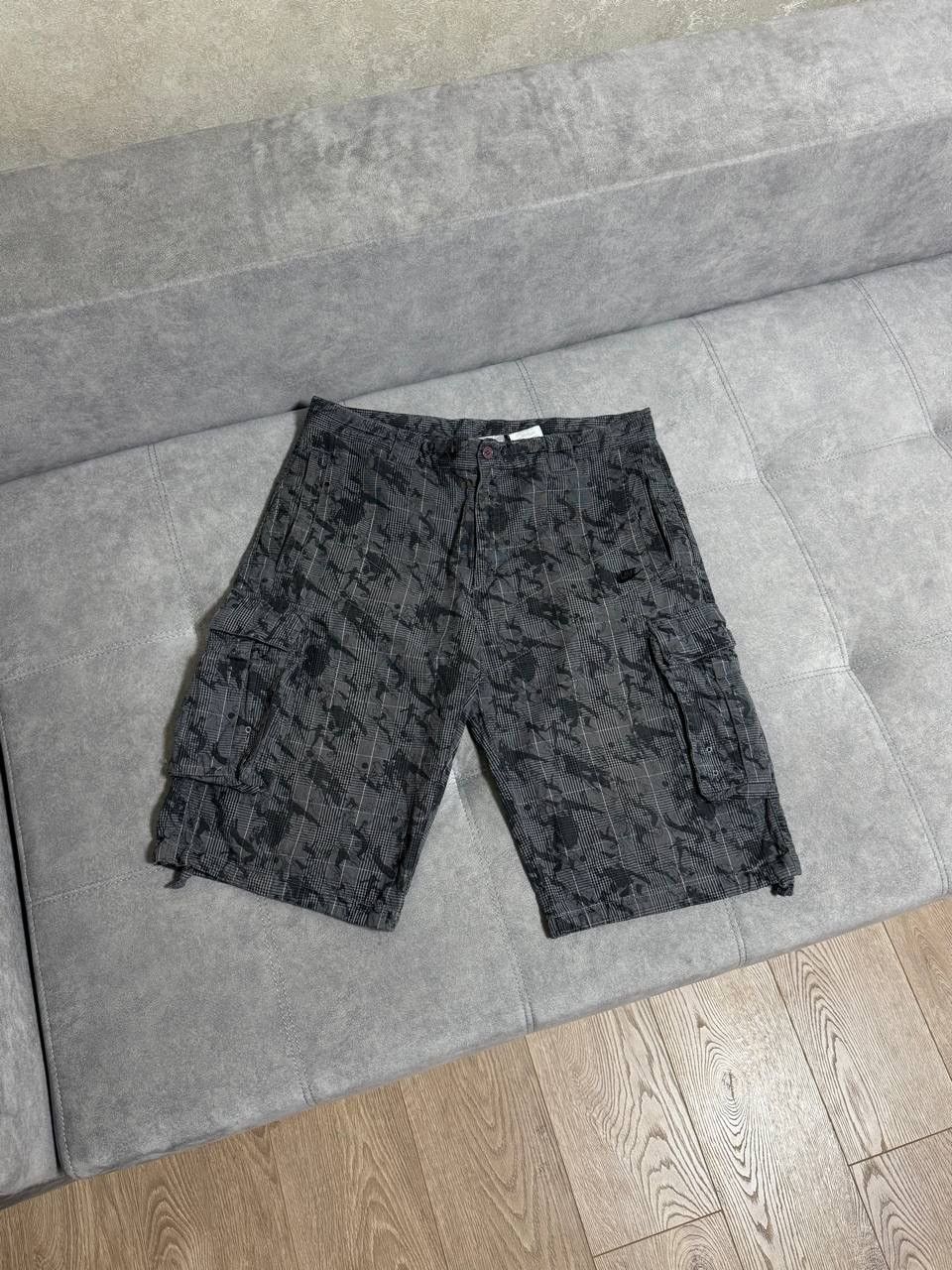 Nike Vintage Nike Baggy Cargo Y2K shorts military sport retro Size US 32 / EU 48 - 3 Thumbnail