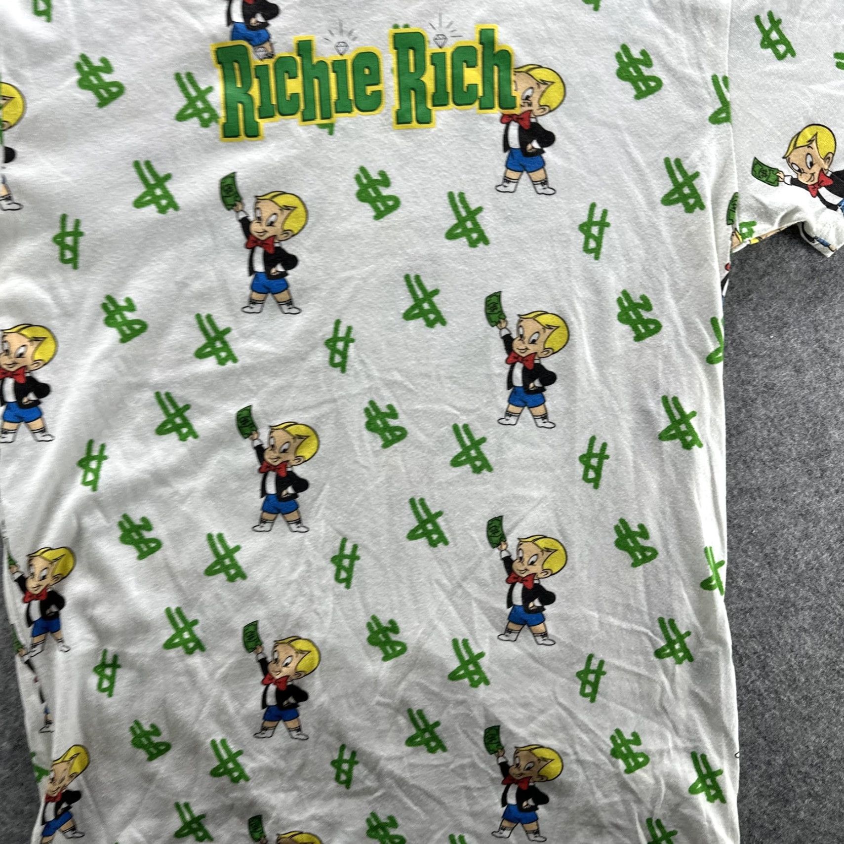 Gloverall Richie Rich Shirt Mens Medium White All Over Print Money Dollar Graphic Tee Size US M / EU 48-50 / 2 - 5 Thumbnail