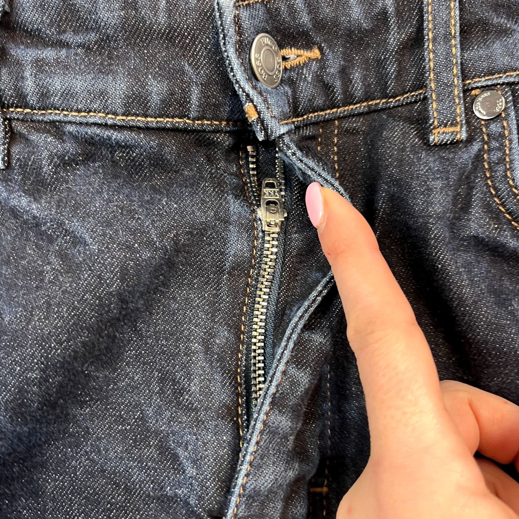 Hugo Boss HUGO BOSS Denim Jeans Regular Tapered 32 32 Indigo Blue 5-Pocket Mens Color Blue 90s? Size US 32 / EU 48 - 7 Thumbnail