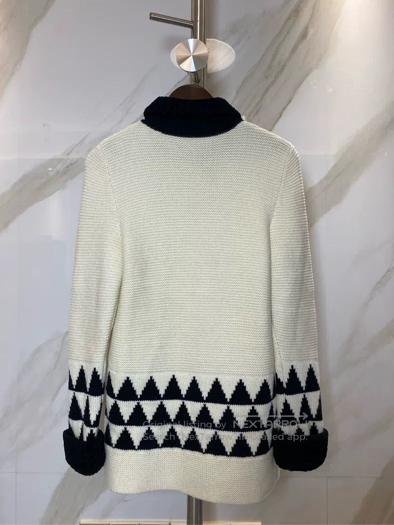 Chanel Chanel Black and white colour block lapel knitted jacket Size XS / US 0-2 / IT 36-38 - 2 Thumbnail