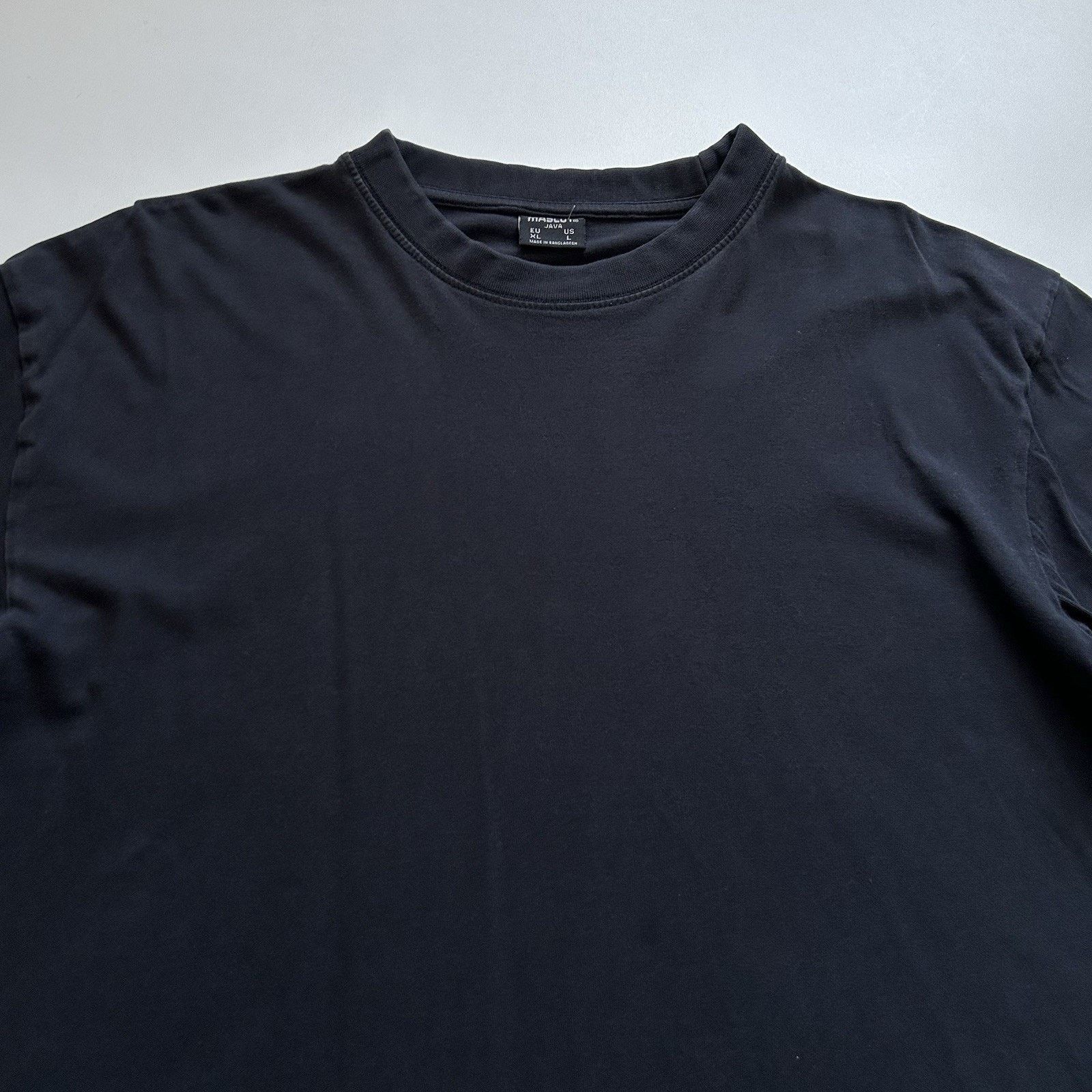 Vintage Vintage Sun Faded Black Blank T-Shirt Large Y2K Cotton Rare Size US L / EU 52-54 / 3 - 2 Thumbnail