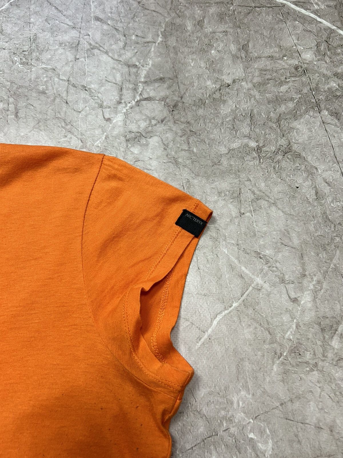 Arc'teryx × Vintage Arc teryx t-shirt Size M / US 6-8 / IT 42-44 - 5 Thumbnail