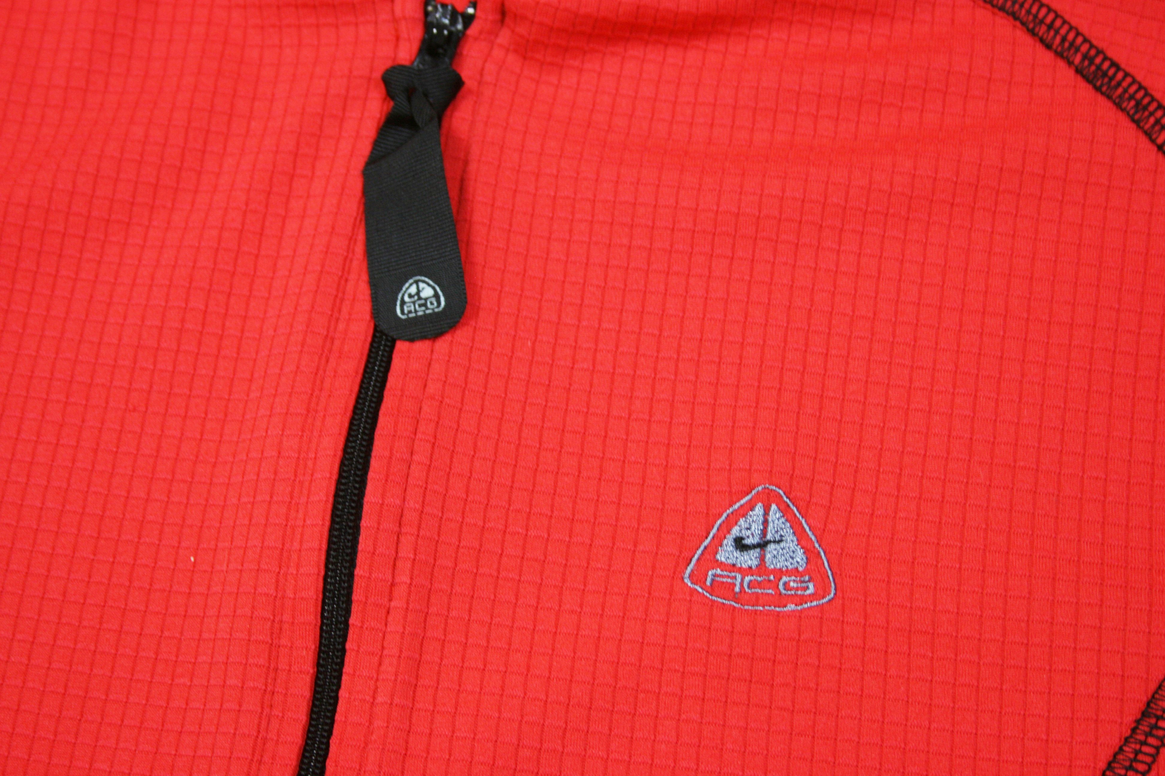 Nike 90S ACG Logo Sport Bike Zip Dri Fit Jersey Vintage Size M / US 6-8 / IT 42-44 - 4 Thumbnail