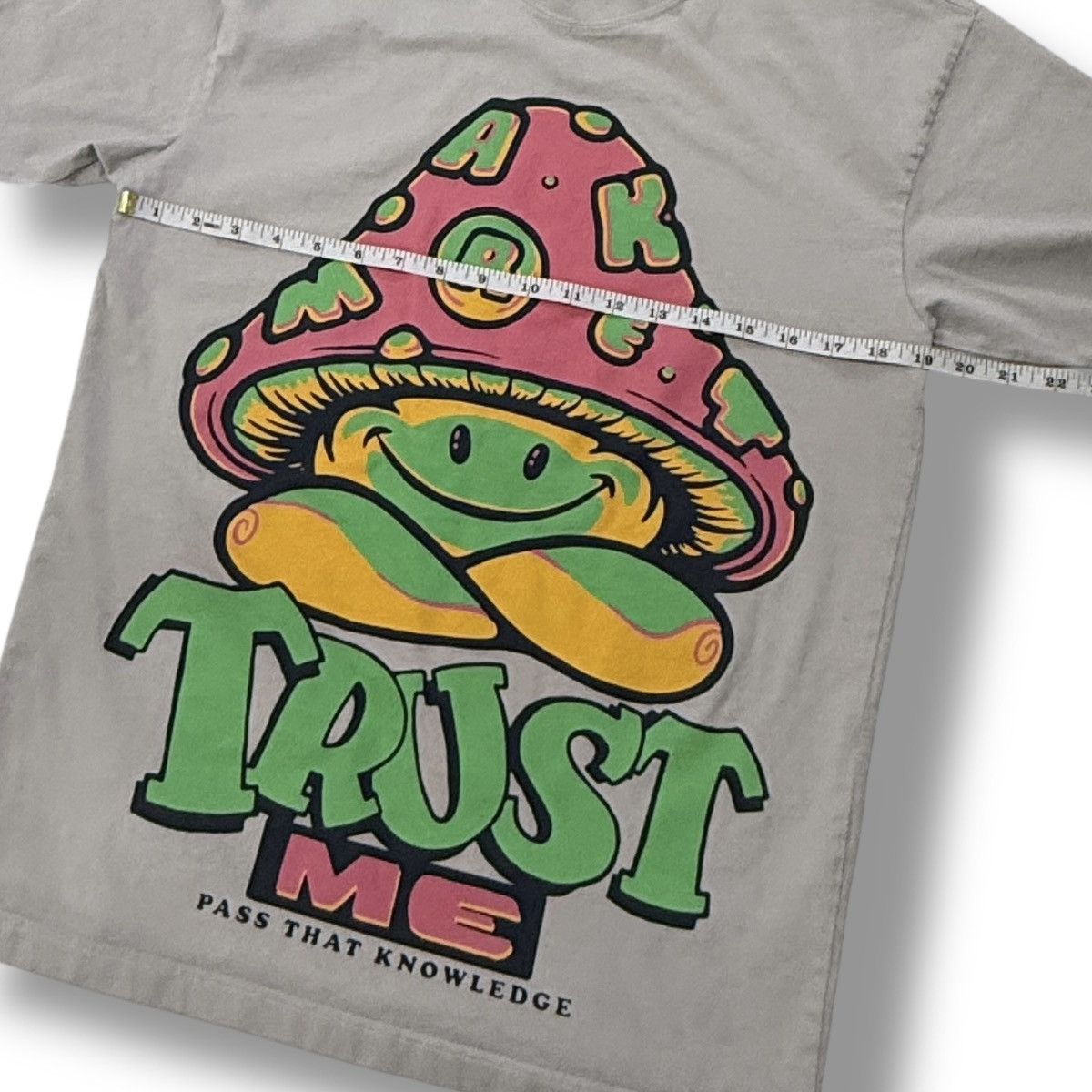 Other Market Smiley Trust Me Pass That Knowledge Mushroom Tie dye Size US S / EU 44-46 / 1 - 6 Thumbnail
