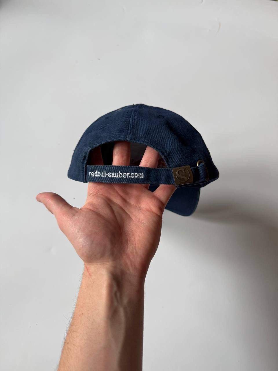 Red Bull Vintage Red Bull Sauber Petronas Racing cap OS Size ONE SIZE - 3 Thumbnail