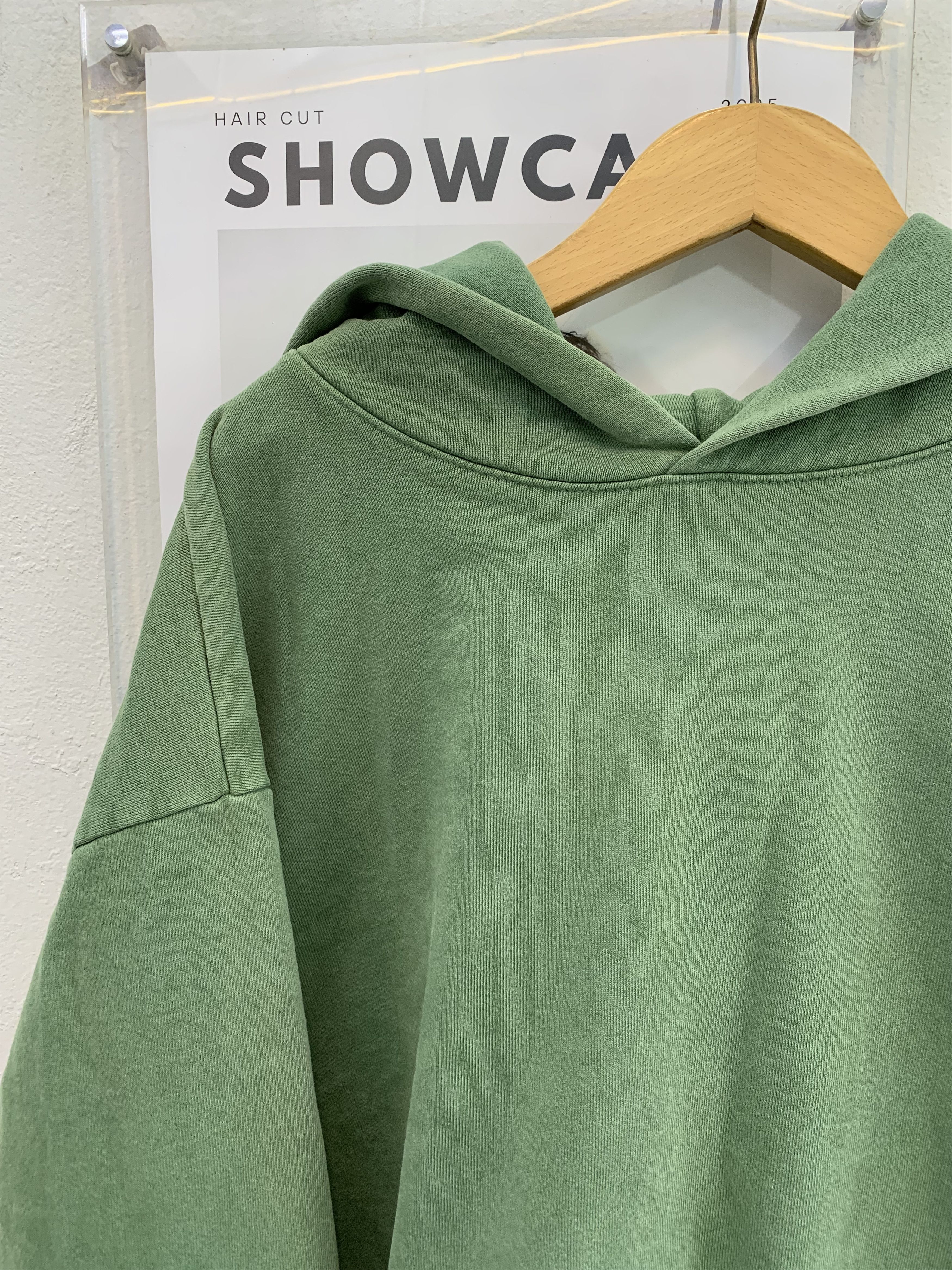 Girls Don't Cry 🪡GIRLS DONT CRY SIZE XL GREEN HOODIE.✨ Size US XL / EU 56 / 4 - 4 Thumbnail