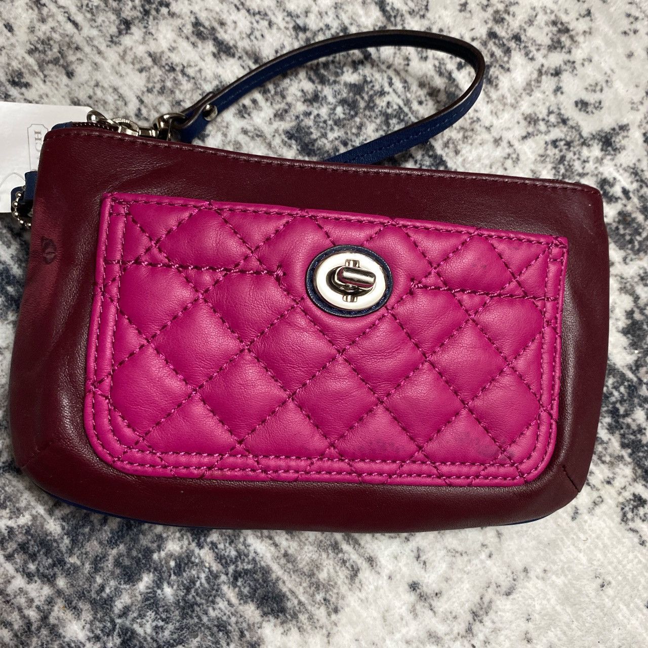 Coach COACH quilted park wristlet, NWT F50097 burgundy leather Size ONE SIZE - 7 Thumbnail