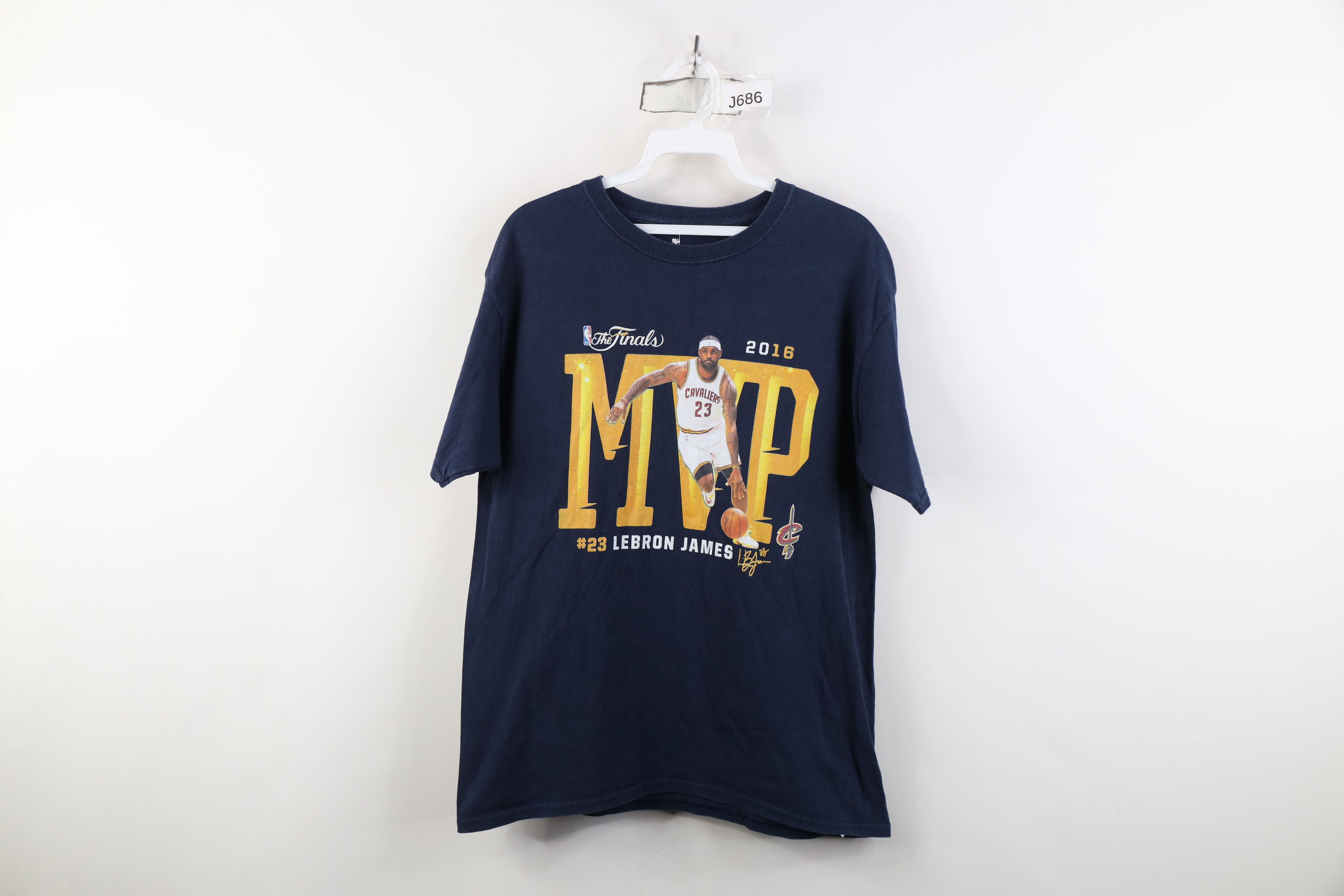 Vintage Vintage Y2K Finals Lebron James Basketball T-Shirt Blue Size US S / EU 44-46 / 1 - 1 Thumbnail