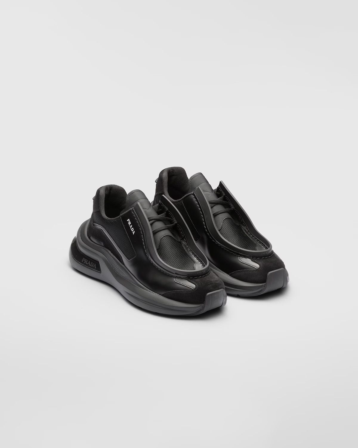 image of Prada Sneakers Trinagle Cloudbust 2Eg424_3C37_F0002 in Black, Men's (Size 8)