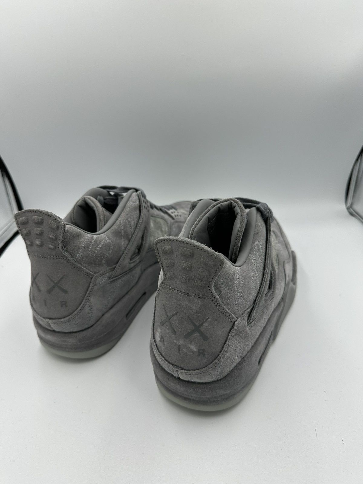 Jordan Brand × Kaws Jordan 4 x Kaws Size US 13 / EU 46 - 3 Thumbnail