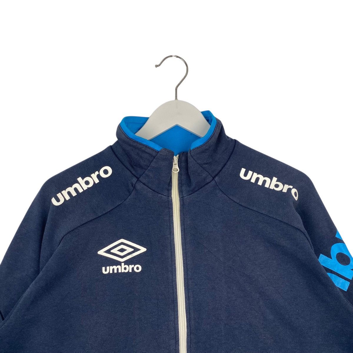 Other Vintage Umbro Full Zip Sweater Black Hoodie Big Logo Size US L / EU 52-54 / 3 - 4 Thumbnail