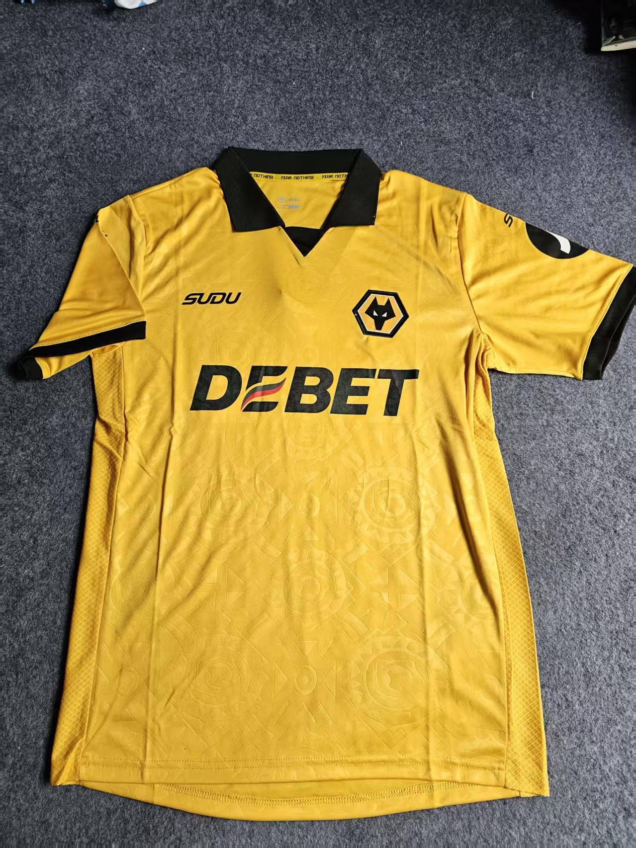 Other 2025 26 Wolverhampton Jersey Home M Size US M / EU 48-50 / 2 - 1 Thumbnail