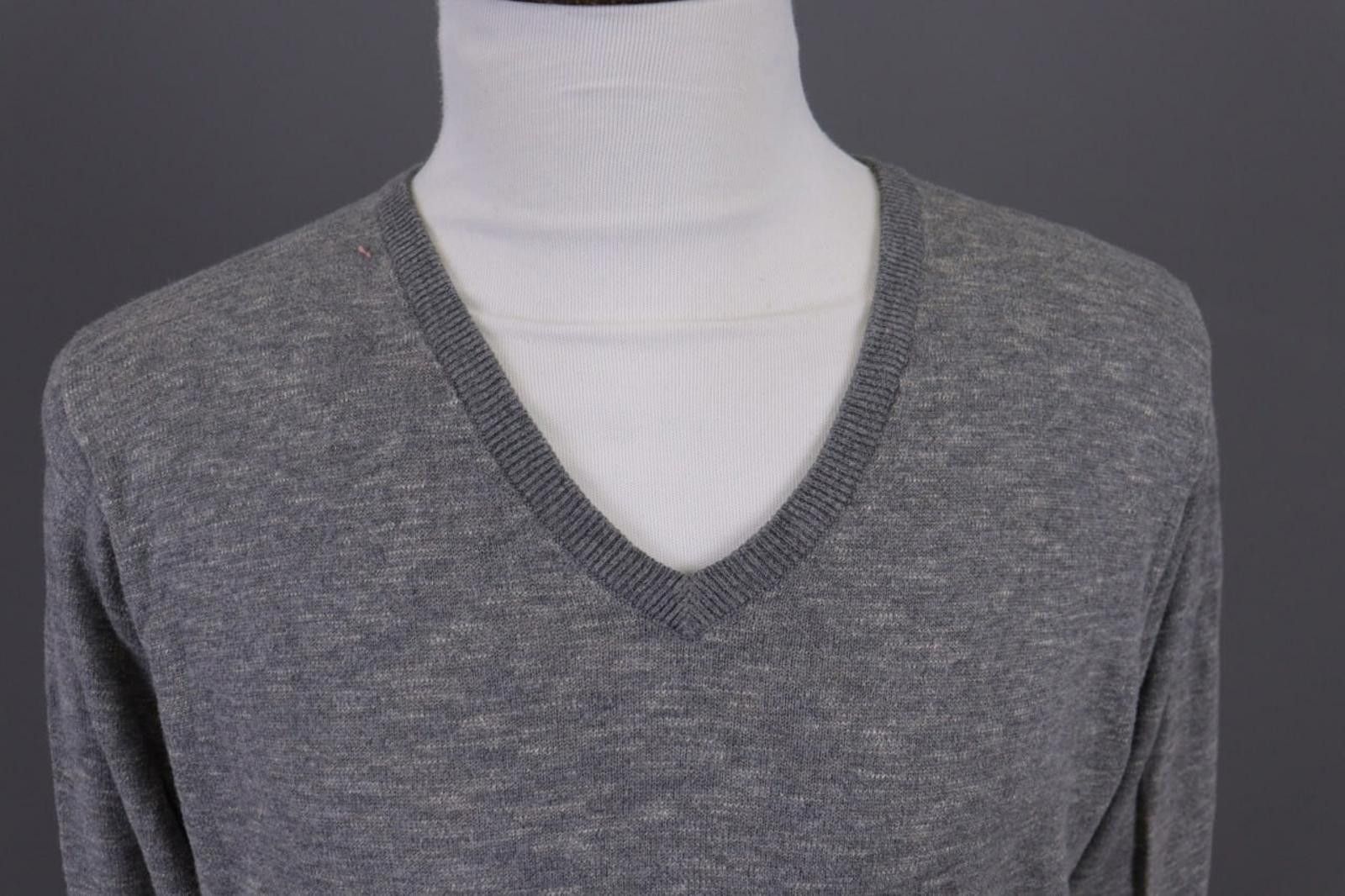 J.Crew Men J.Crew Gray V-Neck Cotton Sweater Size M Size US M / EU 48-50 / 2 - 6 Thumbnail