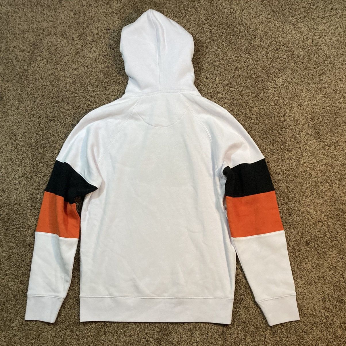 Designer Sportique Philadelphia Flyers Hoodie Sport Sweatshirt Size M Size US M / EU 48-50 / 2 - 4 Thumbnail
