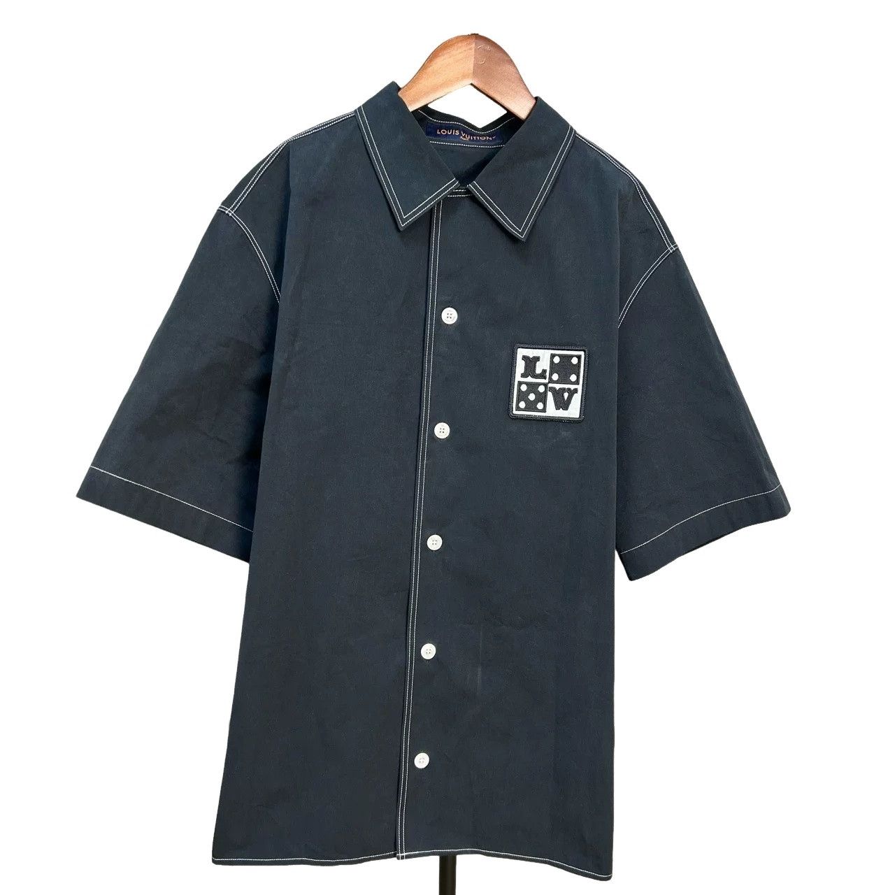 Louis Vuitton Louis Vuitton Embroidered Logo Short Sleeve Shirt XL Size US XL / EU 56 / 4 - 1 Thumbnail