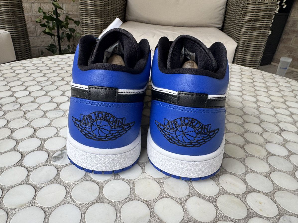 Jordan Brand 10 Jordan 1 Low Royal Toe Blue Black Size US 10 / EU 43 - 7 Thumbnail