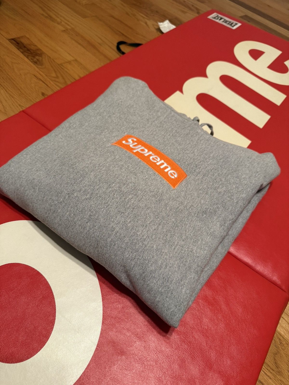 Supreme FW17 Supreme Box Logo Hooded Sweatshirt Grey Orange XL Size US XL / EU 56 / 4 - 3 Thumbnail