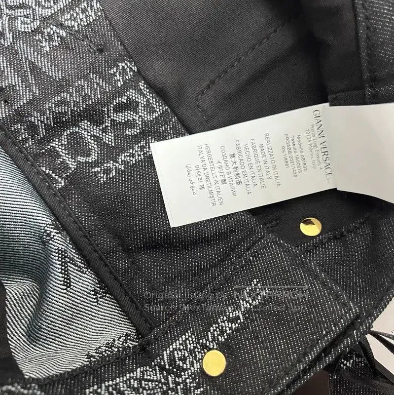 Versace Versace Black Cotton Blend Printed Casual Pants . Size US 26 / EU 42 - 8 Thumbnail