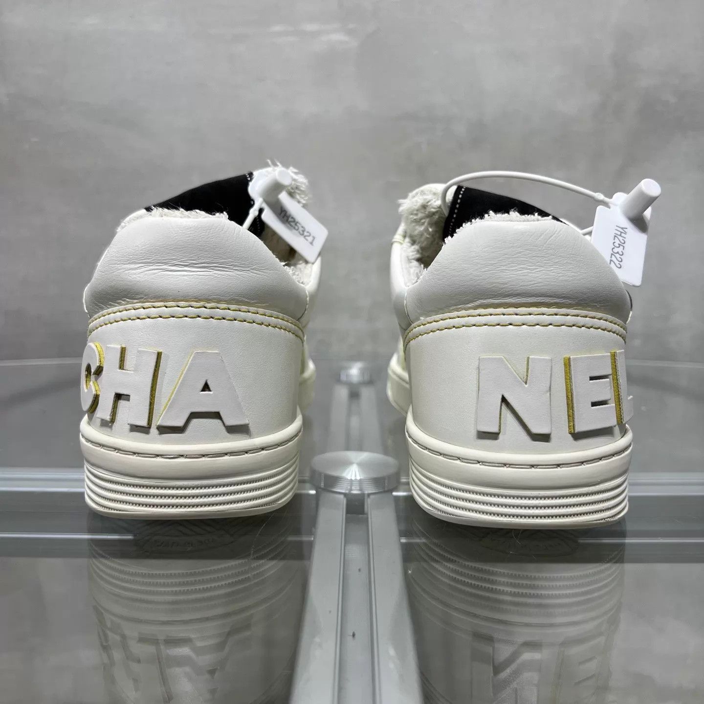 Chanel Chanel white yellow casual sneakers size 36.5 YH25321 Size US 6 / IT 36 - 6 Thumbnail