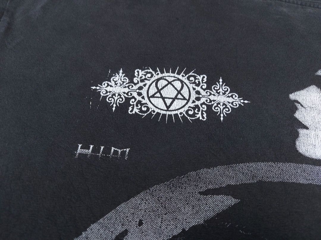 Band Tees Vintage 90s Y2K HIM Band Ville Valo Heartgram VV TEE Size US XL / EU 56 / 4 - 12 Thumbnail